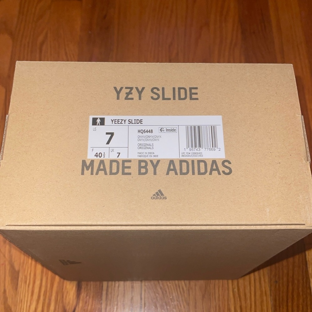 Yeezy slide (onyx)